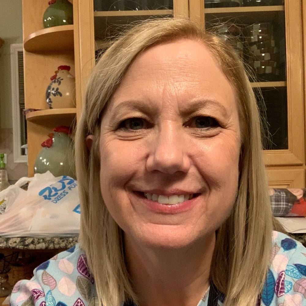 Meet your Posher, Laura